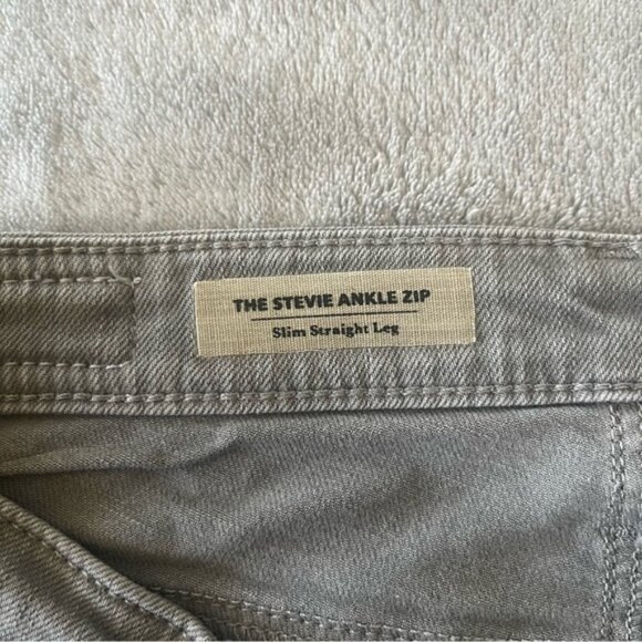 AG Adriano Goldschmied Grey "The Stevie" Ankle Slim Straight Leg Jeans Size 26R - Picture 4 of 13